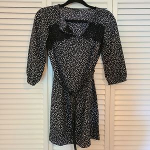 Ann Taylor black and white 3/4 sleeve tunic dress